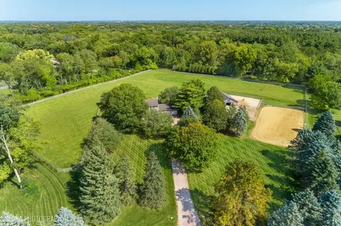 6 Country Oaks Dr, Barrington Hills, IL 60010