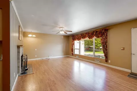1205 Crescent Ln, Normal, IL 61761 photo 10