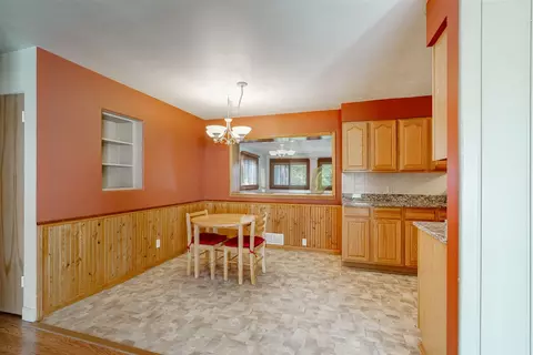1205 Crescent Ln, Normal, IL 61761 photo 11