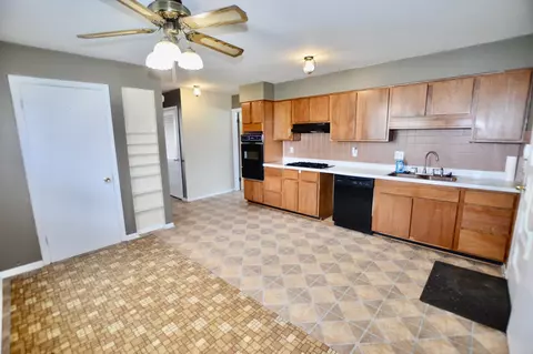 12021 3rd Ave, Hebron, IL 60034 photo 6