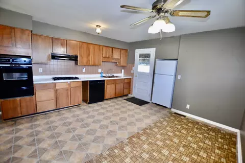 12021 3rd Ave, Hebron, IL 60034 photo 5