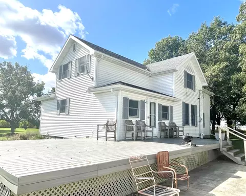 28598 2400 East St, La Moille, IL 61330