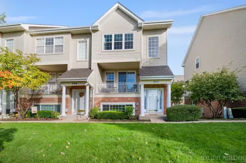 557 Pheasant Trl, Saint Charles, IL 60174