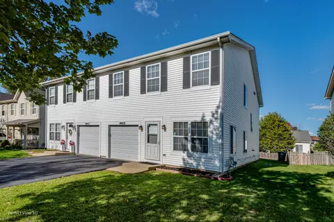 14019 Emerald Ct, Plainfield, IL 60544 photo 2