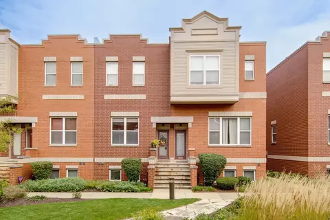 3643 W Cornelia Ave #C, Chicago, IL 60618