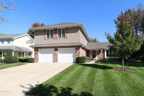 1114 Moorland Ave, Shorewood, IL 60404