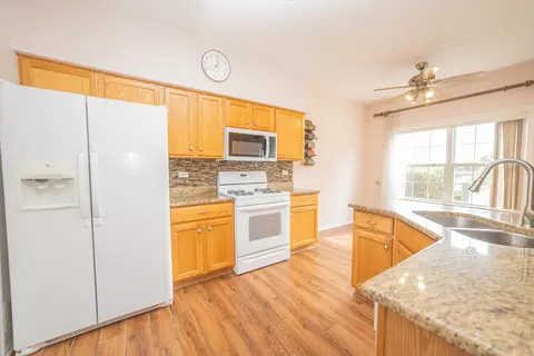 4160 Oak Tree Ln, Plainfield, IL 60586 photo 7