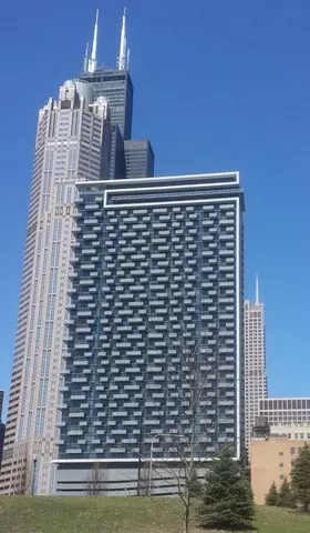 235 W Van Buren St #3219, Chicago, IL 60607