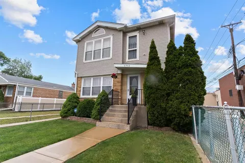 3942 N Oriole Ave, Chicago, IL 60634