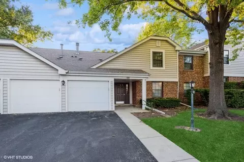98 Marble Hill Ct #D1, Schaumburg, IL 60193