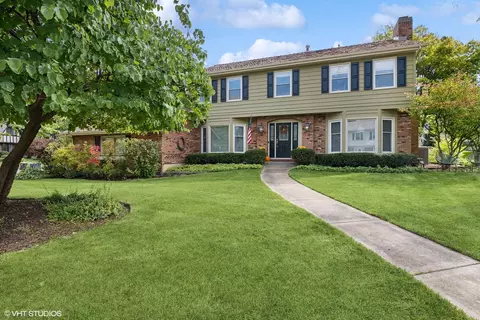 1106 Furlong Dr, Libertyville, IL 60048
