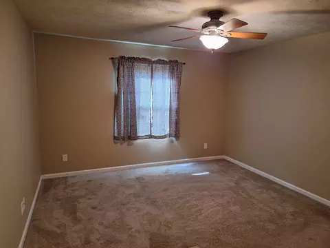 1104 Whitaker St, Normal, IL 61761 photo 7