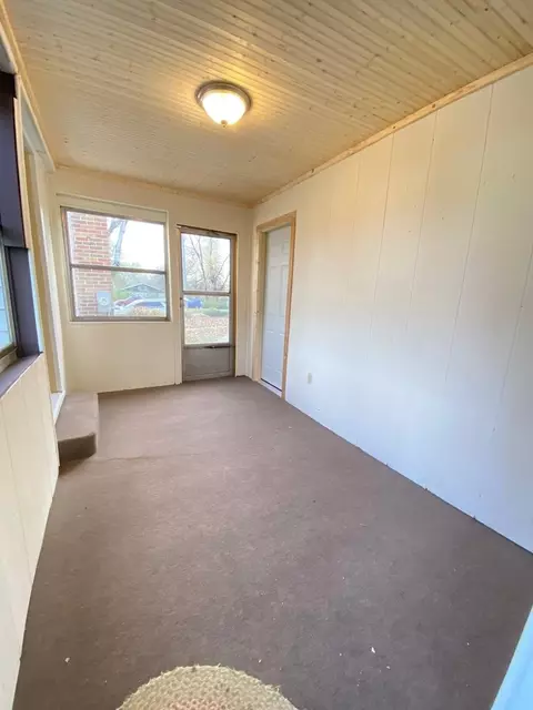 511 E Graham St, Dixon, IL 61021 photo 14