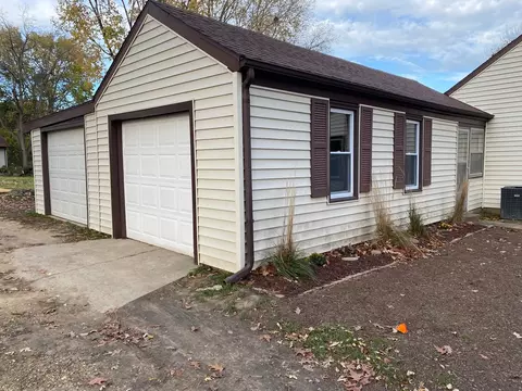 511 E Graham St, Dixon, IL 61021 photo 20