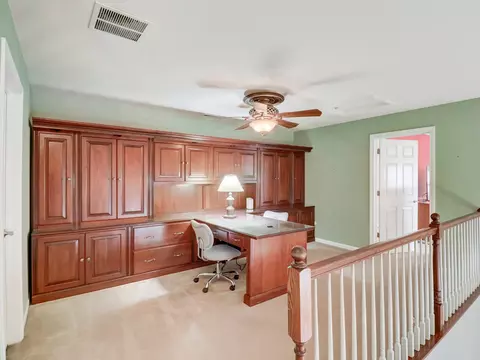 1026 Pinehurst Ct, Elgin, IL 60124 photo 27