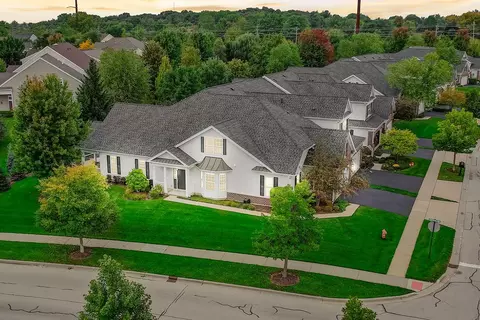 1026 Pinehurst Ct, Elgin, IL 60124 photo 34