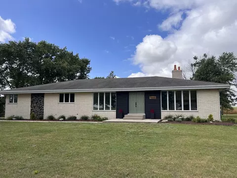 1285 S Gorman Rd, Mazon, IL 60444 photo 2