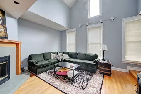 1217 W George St, Chicago, IL 60657 photo 32