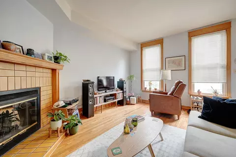 1217 W George St, Chicago, IL 60657 photo 25