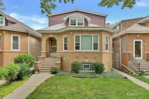 5221 N Lockwood Ave, Chicago, IL 60630