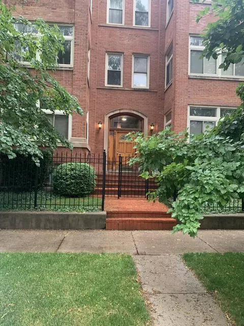 6142 S Woodlawn Ave #2N, Chicago, IL 60637