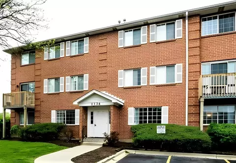 1334 S Lorraine Rd #B, Wheaton, IL 60189