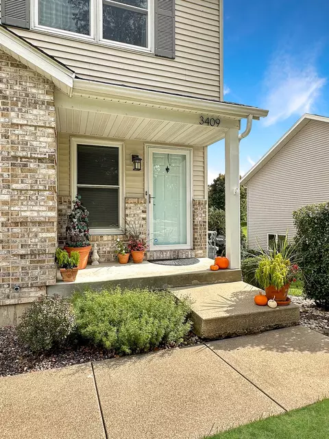 3409 Katherine Dr #27-3, Freeport, IL 61032