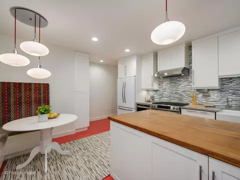 237 E Delaware Pl #6B, Chicago, IL 60611 photo 10