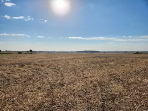 000 Fulfs Rd, Sterling, IL 61081