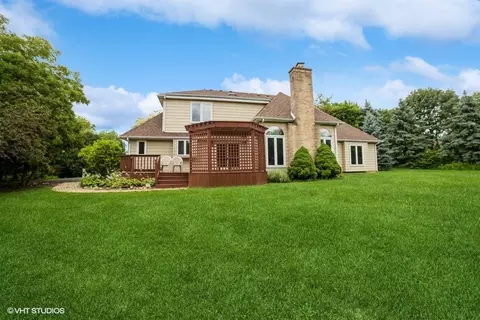 380 Greenfeather Ln, Elgin, IL 60123 photo 5