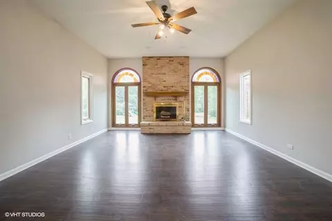 380 Greenfeather Ln, Elgin, IL 60123 photo 7