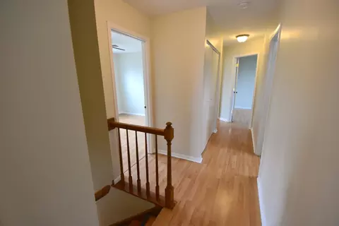 1029 Longford Rd, Bartlett, IL 60103 photo 9
