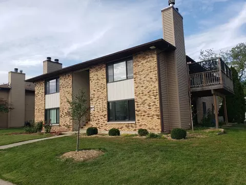 1076 Manchester Ct #1076, South Elgin, IL 60177