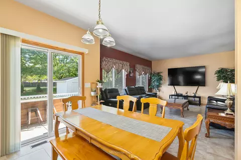 2008 Glenridge Ct, Plainfield, IL 60586 photo 8