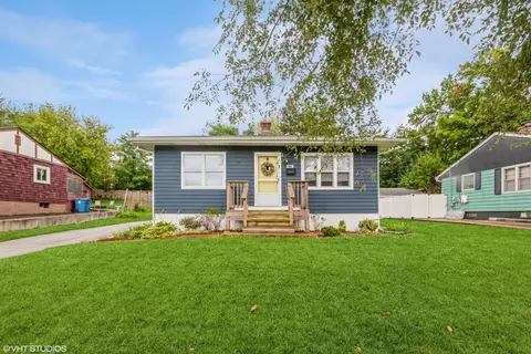 329 Sheldon Ave, Downers Grove, IL 60515