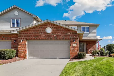 19823 Mulroy Cir, Tinley Park, IL 60487