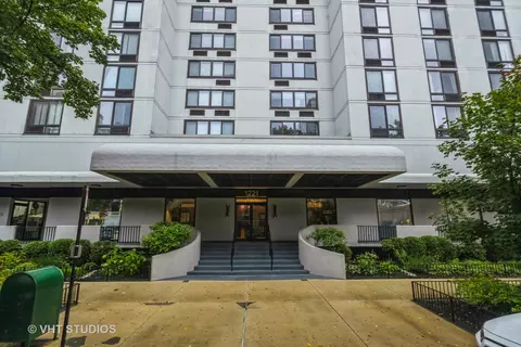 1221 N Dearborn Pkwy #1605S, Chicago, IL 60610