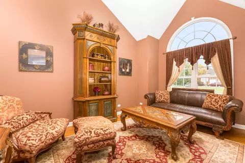 13025 Skyline Dr, Plainfield, IL 60585 photo 4