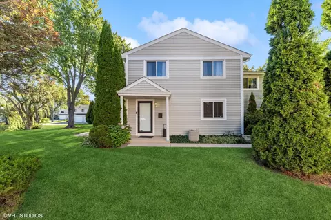 682 Brighton Pl, Wheeling, IL 60090 photo 15