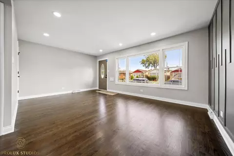 9244 S Normal Ave, Chicago, IL 60620 photo 3