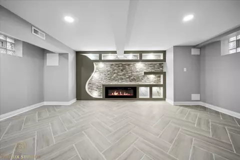 9244 S Normal Ave, Chicago, IL 60620 photo 17