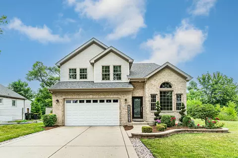 433 N Maple Ave, Wood Dale, IL 60191