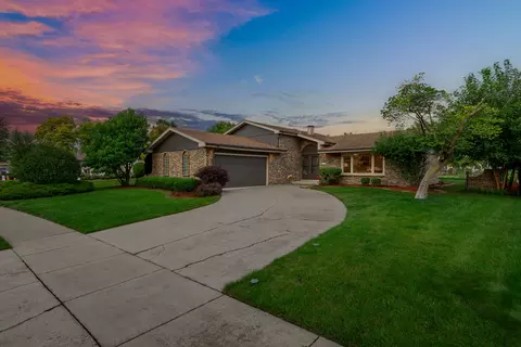 15447 Sunset Ridge Dr, Orland Park, IL 60462