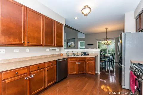 2405 Millpond Ct, Plainfield, IL 60586 photo 9
