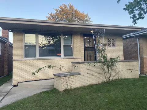 8129 S Commercial Ave, Chicago, IL 60617