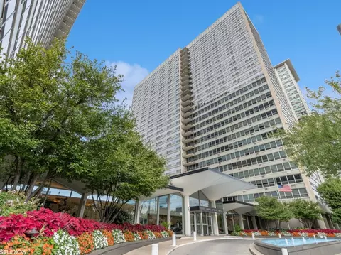 3550 N Lake Shore Dr #2618, Chicago, IL 60657