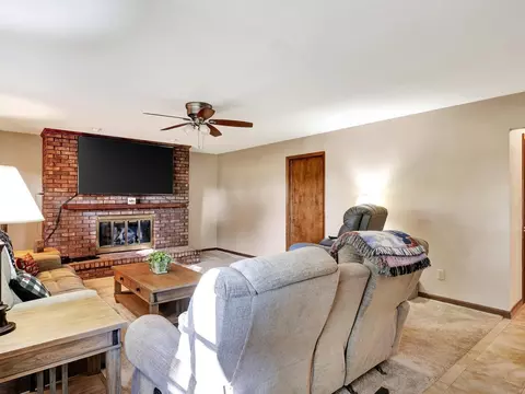 449 E William St, Bement, IL 61813 photo 20