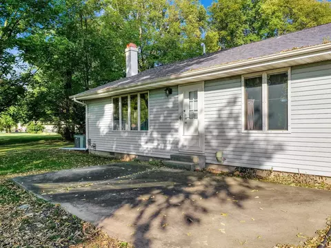 449 E William St, Bement, IL 61813 photo 36
