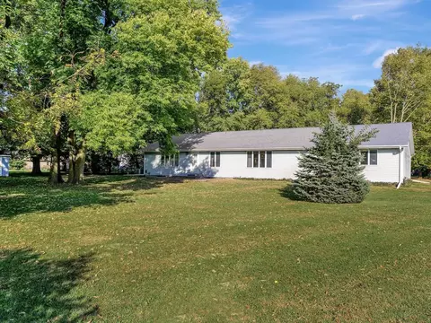 449 E William St, Bement, IL 61813 photo 34