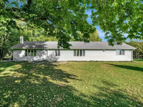 449 E William St, Bement, IL 61813 photo 35